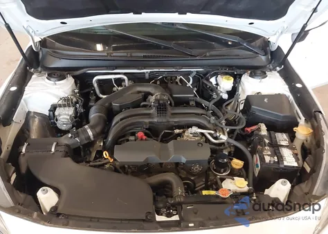 2018 Subaru Legacy 2.5I Premium из США, поврежденный, VIN 4S3BNAF60J3039747